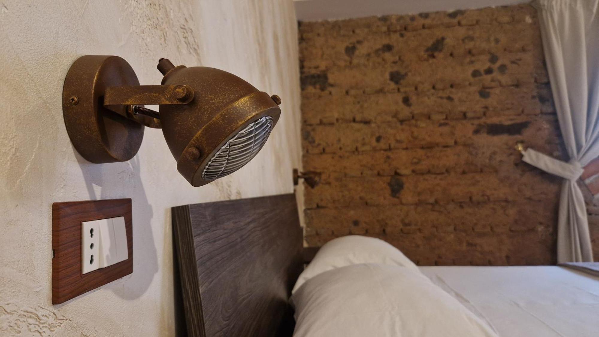 La Ciminiera Rooms คาตาเนีย ภายนอก รูปภาพ