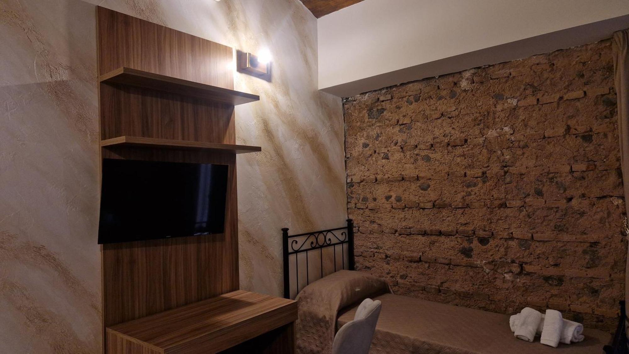 La Ciminiera Rooms คาตาเนีย ภายนอก รูปภาพ
